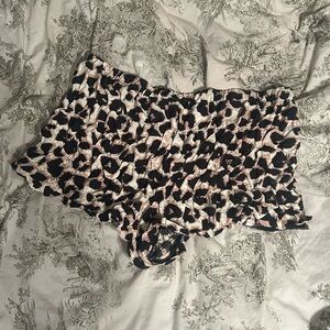 leopard bloomers